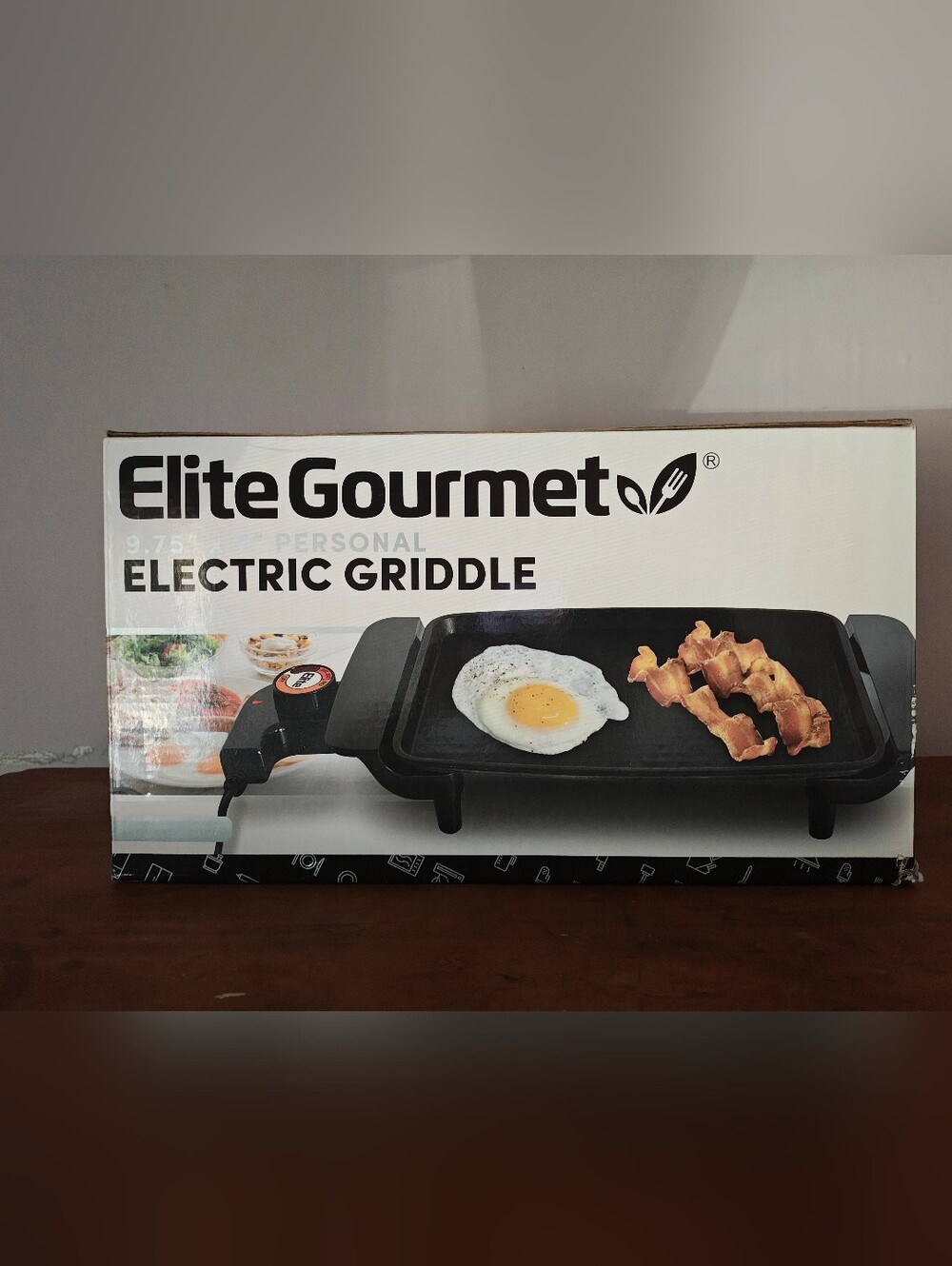 Elite Gourmet Electric Griddle in Black